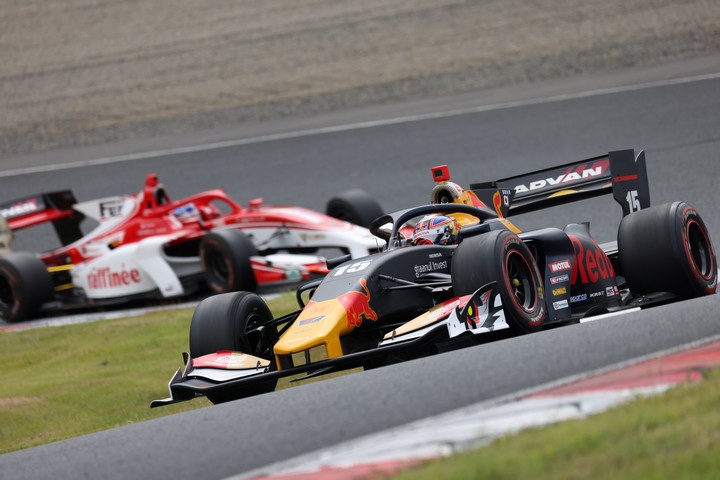 占有走行: 笹原右京（TEAM MUGEN SF19）