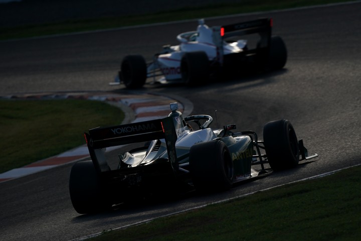 決勝レース: 宮田莉朋（VANTELIN KOWA TOM’S SF19）