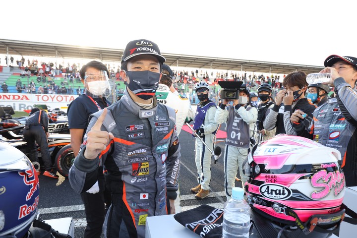 決勝レース: 初優勝の坪井翔（JMS P.MU/CERUMO･INGING）