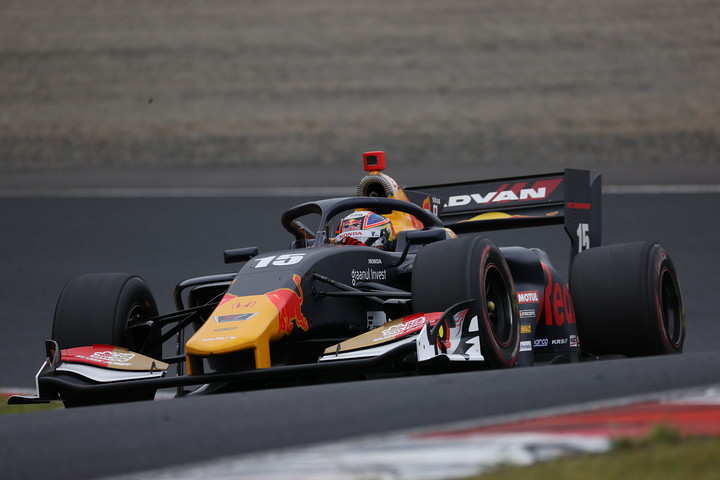 占有走行: 3位は笹原右京（TEAM MUGEN SF19）