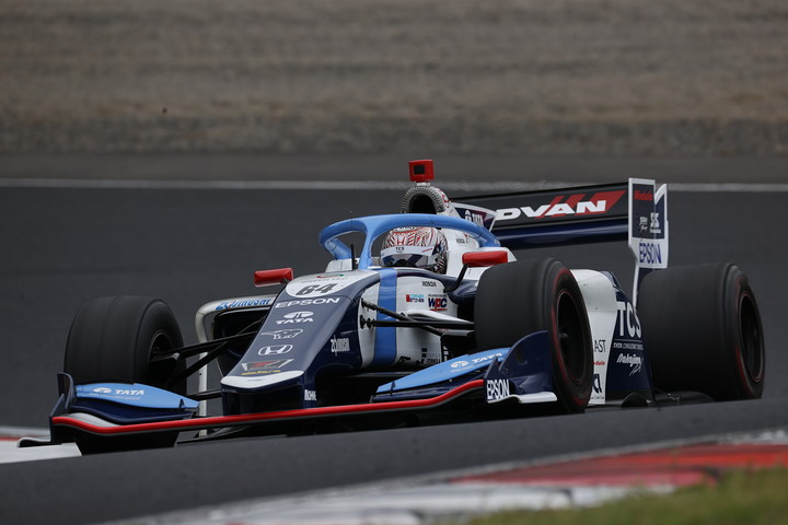 占有走行: 5位は牧野任祐（TCS NAKAJIMA RACING SF19）