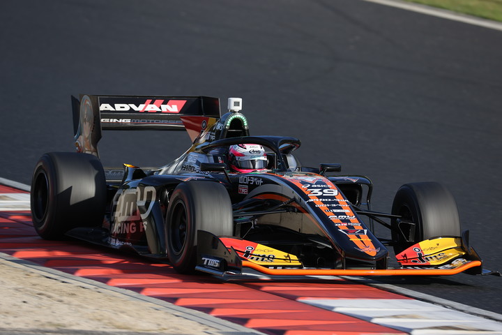 優勝は坪井翔（JMS P.MU/CERUMO・INGING SF19）