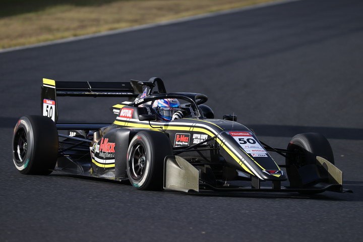 決勝2位は阪口晴南（Buzz Racing with B-MAX）