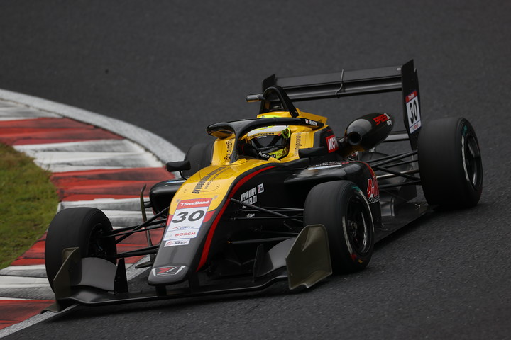 マスタークラスは第4戦第5戦ともDRAGON（TEAM DRAGON SFL ）がポールポジション