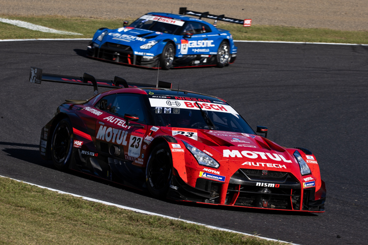 GT500クラス優勝は松田次生／ロニー・クインタレッリ組（MOTUL AUTECH GT-R）