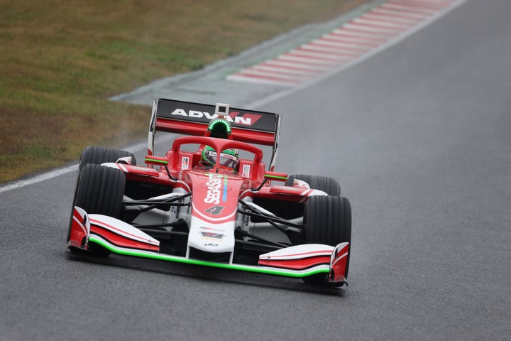 占有走行: サッシャ・フェネストラズ（ORIENTALBIO KONDO SF19）