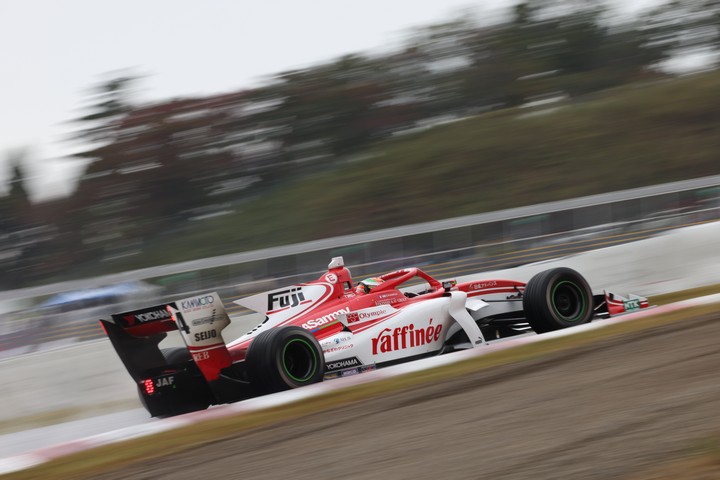 占有走行: サッシャ・フェネストラズ（ORIENTALBIO KONDO SF19）