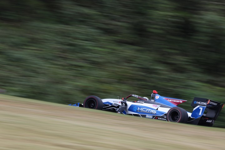 フリー走行: 小林可夢偉（KCMG Elyse SF19）