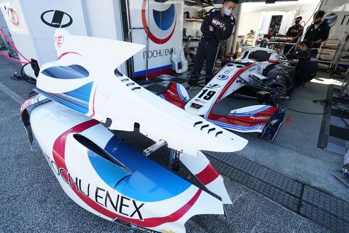 公式予選: 関口雄飛（ITOCHU ENEX TEAM IMPUL SF19）