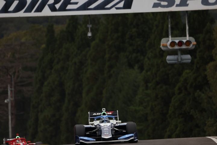 決勝レース: 大湯都史樹（TCS NAKAJIMA RACING SF19）