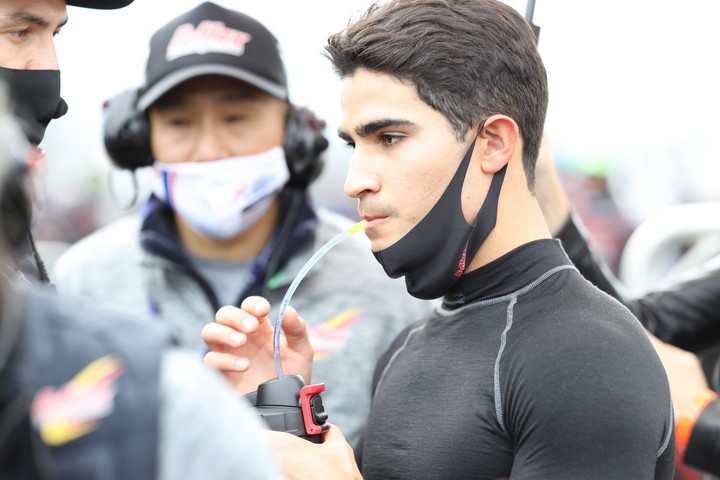 決勝レース: セルジオ・セッテ・カマラ（Buzz Racing with B-Max）