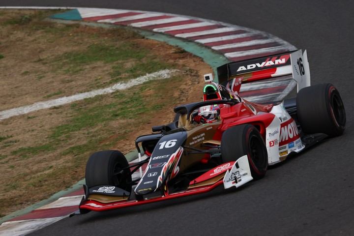 決勝レース: 野尻智紀（TEAM MUGEN SF19）