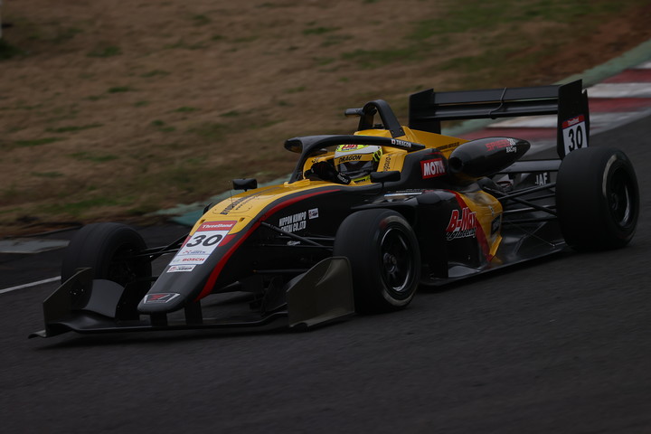 マスタークラス優勝はDRAGON（TEAM DRAGON SFL ）