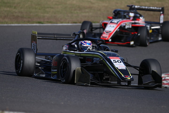 阪口晴南と宮田莉朋のトップ争い