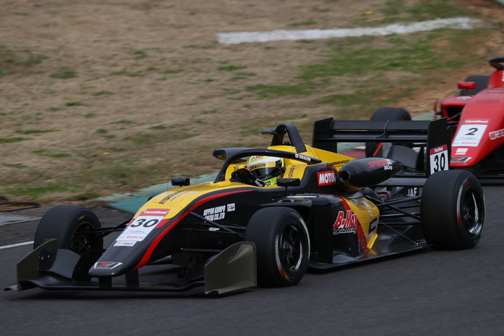 マスタークラス優勝はDRAGON（TEAM DRAGON SFL ）