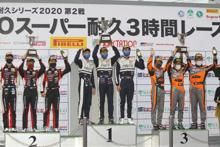 ST-Zクラスの表彰式