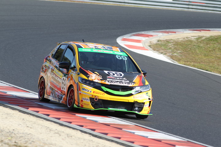 ST-5クラス決勝2位は梅田真祐／久保田英夫／窪田俊浩組（J'S RACING☆FIT）