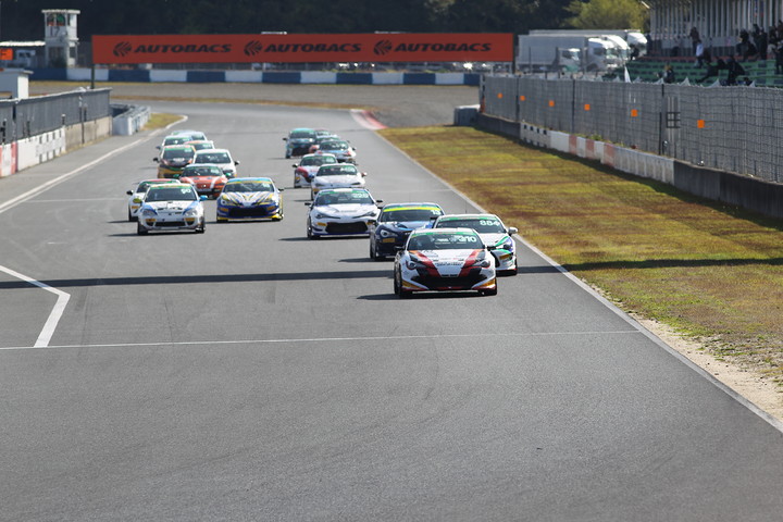 グループ2の決勝がスタートした