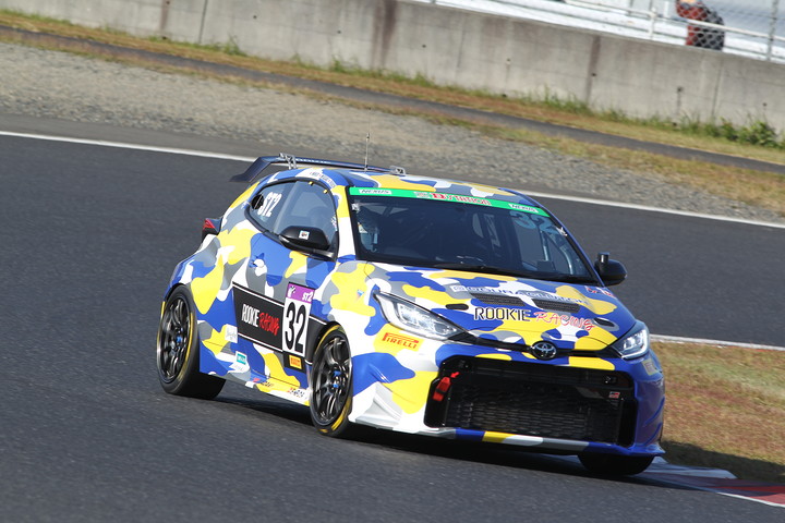 ST-2クラスポールポジションは井口卓人／佐々木雅弘／MORIZO組（ROOKIE Racing GR YARIS）