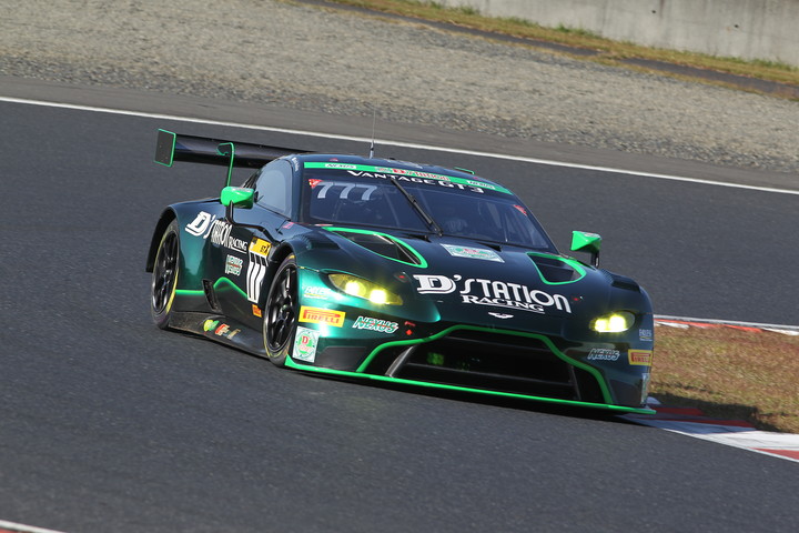 ST-Xクラスポールポジションは星野敏／藤井誠暢／近藤翼組（D'station Vantage GT3）