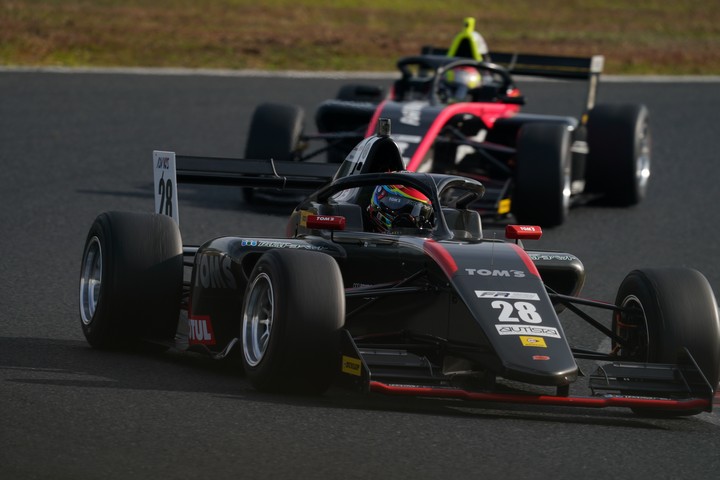 決勝レース: 古谷悠河（TOM'S YOUTH）