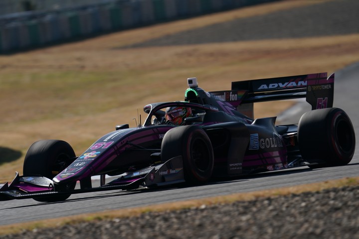 占有走行: シャルル・ミレッシ（Goldex Racing SF19）