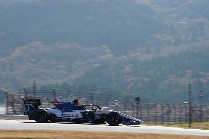 占有走行: 中山雄一（KCMG Elyse SF19）