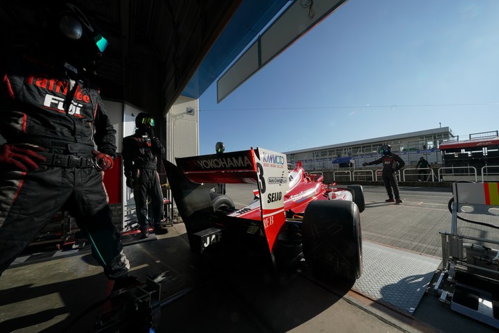 フリー走行: 山下健太（ORIENTALBIO KONDO SF19）