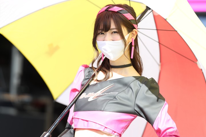 ピットビュー: レースクイーン