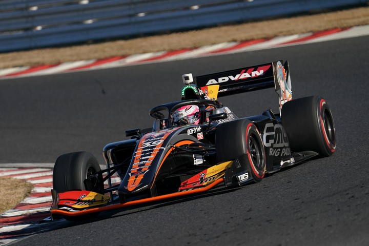 決勝レース: 坪井翔（JMS P.MU/CERUMO・INGING SF19）