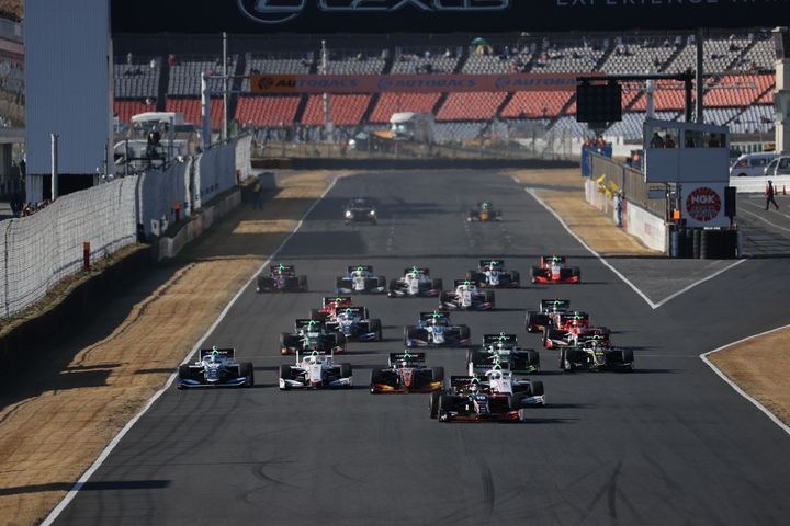 41周の決勝がスタートした