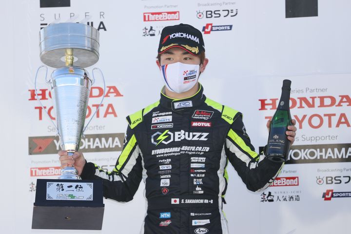 決勝2位の阪口晴南（B-MAX RACING TEAM）