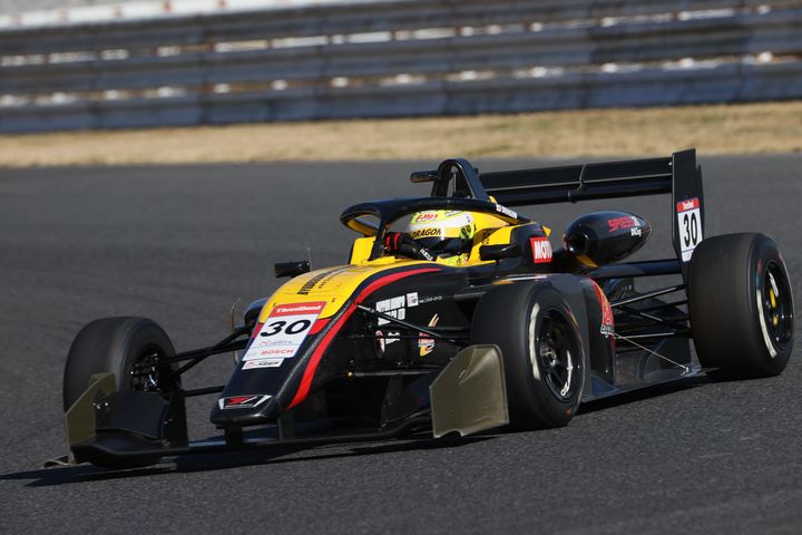 マスタークラス優勝はDRAGON（TEAM DRAGON SFL ）