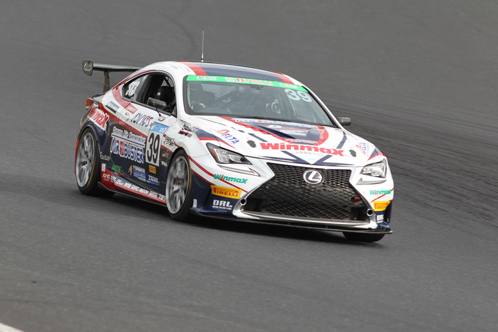 ST-3クラス優勝は大島和也／冨林勇佑／石井宏尚組（エアーバスターWINMAX RC 350 TWS）