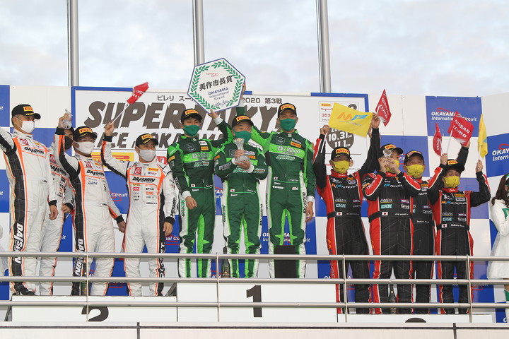 ST-Xクラスの表彰式