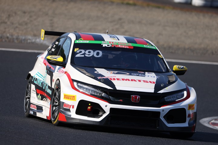 グループ1公式予選: 植松忠雄／井出有冶／川端伸太朗組（F・Link Home CIVIC TCR）