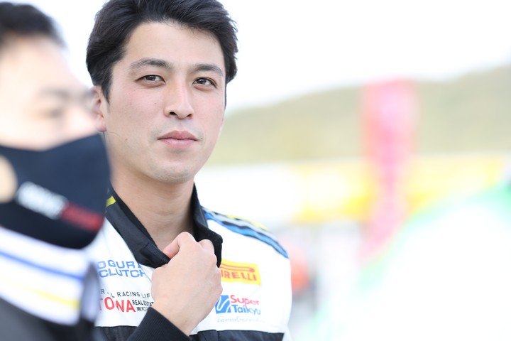 グループ1決勝: 蒲生尚弥（ROOKIE RACING）