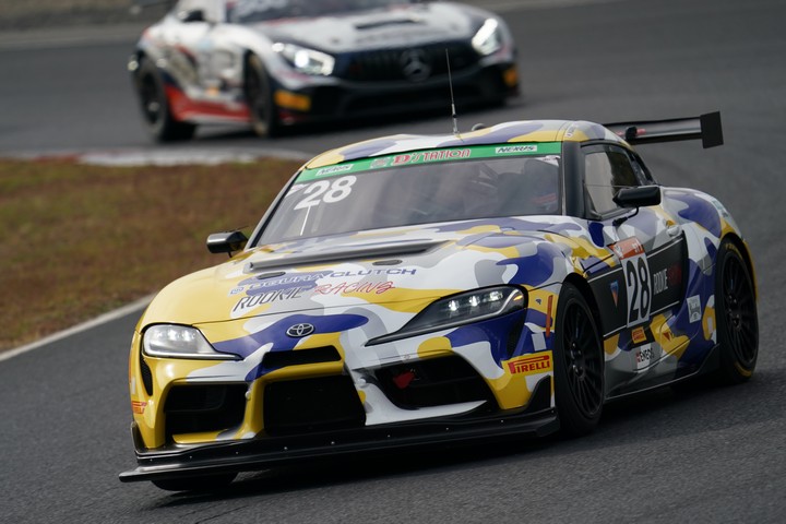 グループ1決勝: 蒲生尚弥／豊田大輔／小倉康宏／河野駿佑組（ROOKIE Racing GR SUPRA）