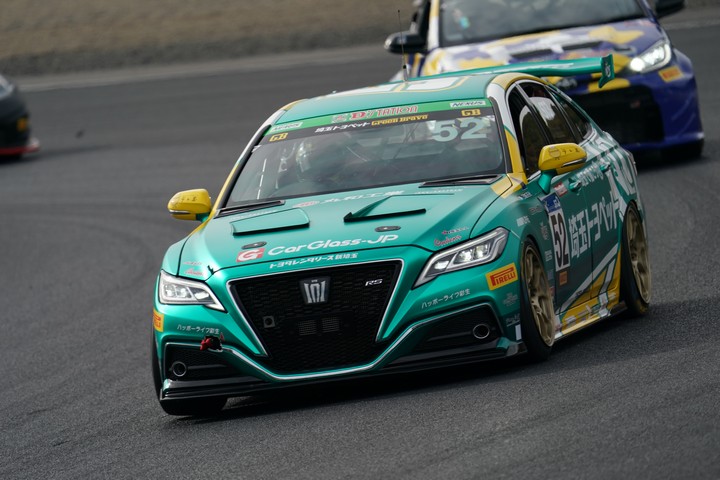 グループ1決勝: 服部尚貴／吉田広樹／川合孝汰組（埼玉トヨペットGreen Brave）