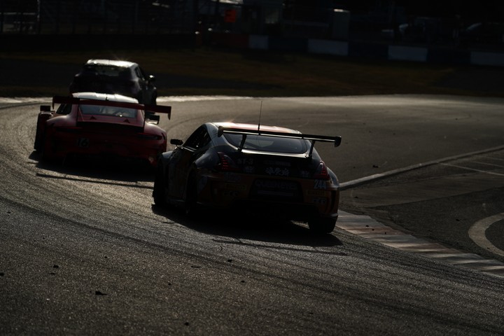 グループ1決勝: 田中徹／三宅淳詞／田中哲也組（QUEEN EYES 34Z）