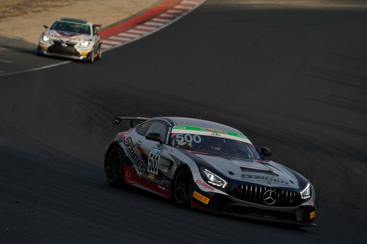 グループ1決勝: 大塚隆一郎／青木孝行／下垣和也／坂本祐也組（5ZIGEN AMG GT4）