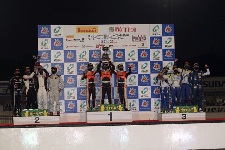 ST-5クラスの表彰式