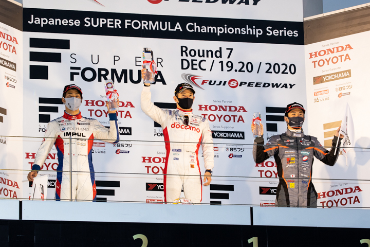 シリーズ表彰式