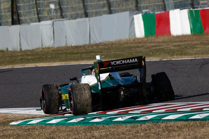 タイやトラブルが発生した中嶋一貴（VANTELIN KOWA TOM’S SF19）