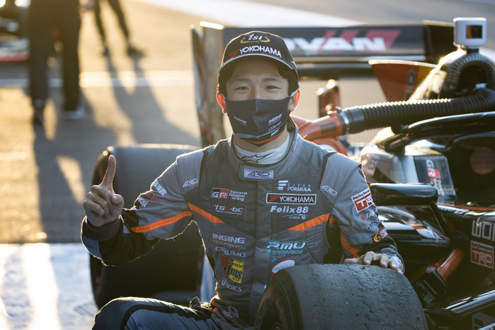 優勝した坪井翔（JMS P.MU/CERUMO･INGING）