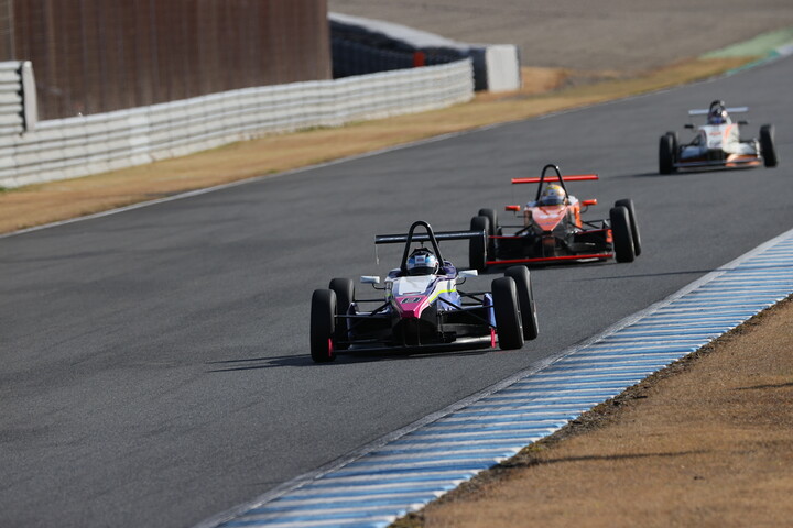 Bグループ第1レグ: 一時はトップに立った岡本大地（FTK・レヴレーシングガレージ）