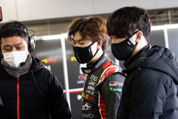 公式テスト富士: 小高一斗と宮田莉朋（COROLLA CHUKYO Kuo TEAM TOM'S）