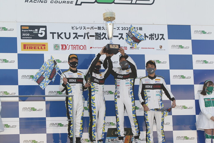 ST-1クラスの表彰式