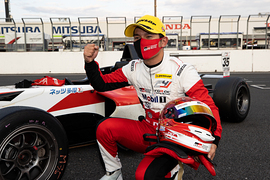 優勝した平良響(TGR-DC Racing School) 優勝した平良響(TGR-DC Racing School)