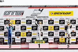 インディペンデントカップの表彰式